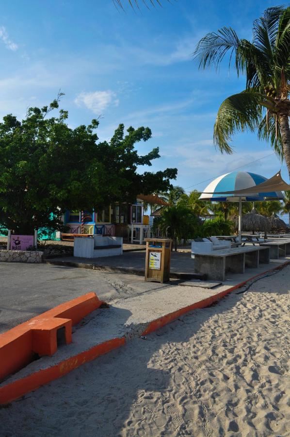 Hibiscus Beach House Willemstad Exterior foto